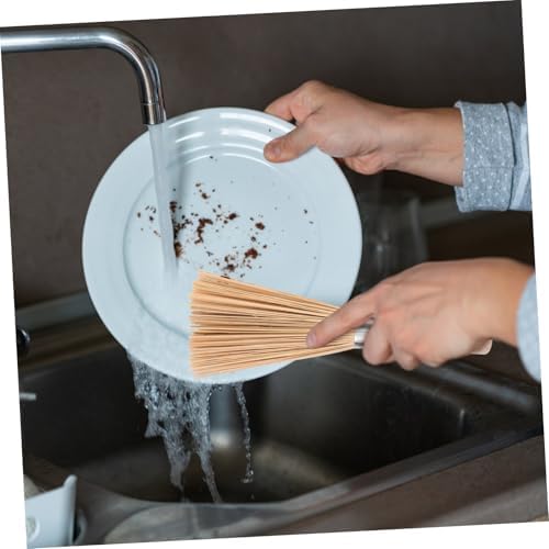 OKUMEYR Cleaning Brush for Cast Iron Cookware