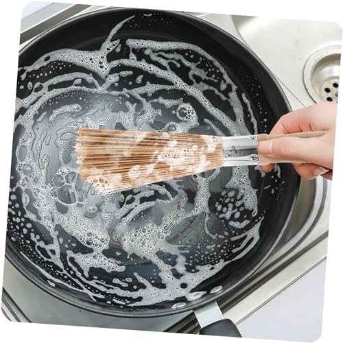 OKUMEYR Cleaning Brush for Cast Iron Cookware